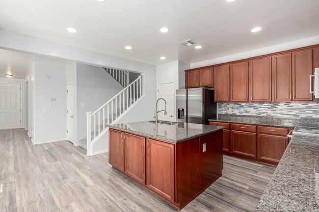Foto del edificio - 2207 N Heritage St