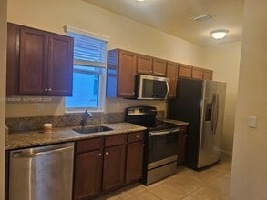 Building Photo - 9532 SW 169th Pl