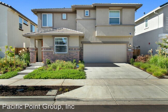 Building Photo - 4 br, 2.5 bath House - 209 Elk Creek Dr