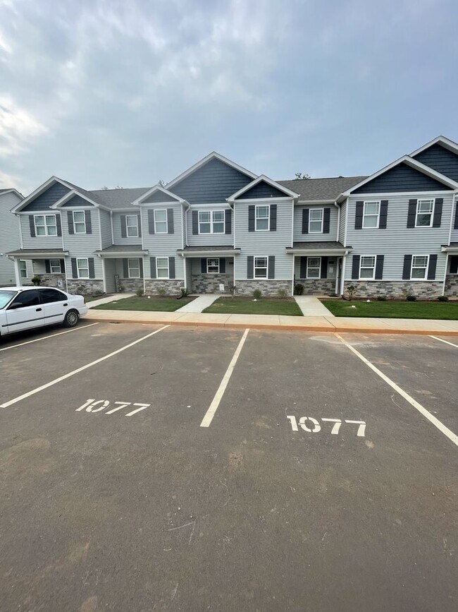 Foto del edificio - 1077 Peony Ln