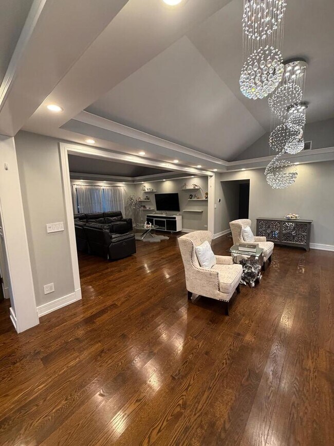 Foto del edificio - 4N150 Hawthorne Ave