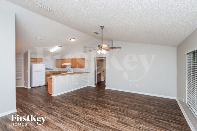 Foto del edificio - 1448 Wacker Ave SE