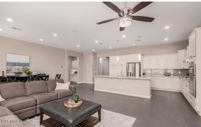 Foto principal - 3269 E Ironside Ln