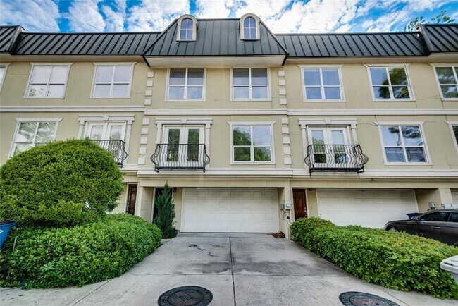 5803 Hudson St Unit 3 Dallas Tx 75206 Condo For Rent In Dallas