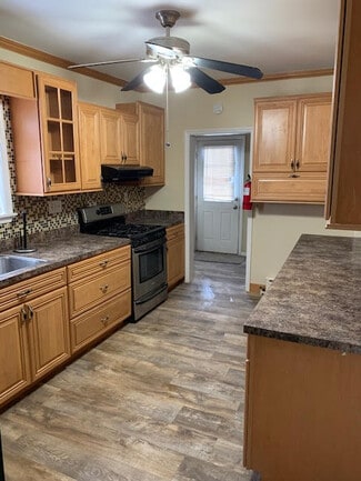 Building Photo - 693 Columbus Ave