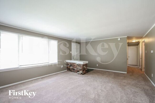 Building Photo - 10242 Churchill Ct