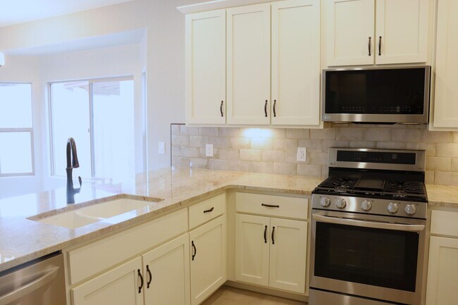 Foto del edificio - Brand New Home in Holiday