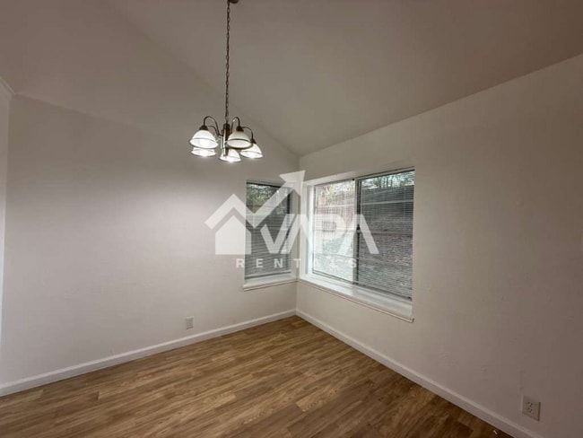 Building Photo - 14614 Highland