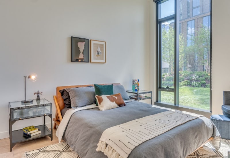 Photo - 825 W Madison St (Chicago, IL)