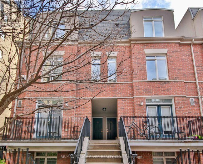 Building Photo - 415-415 Jarvis St