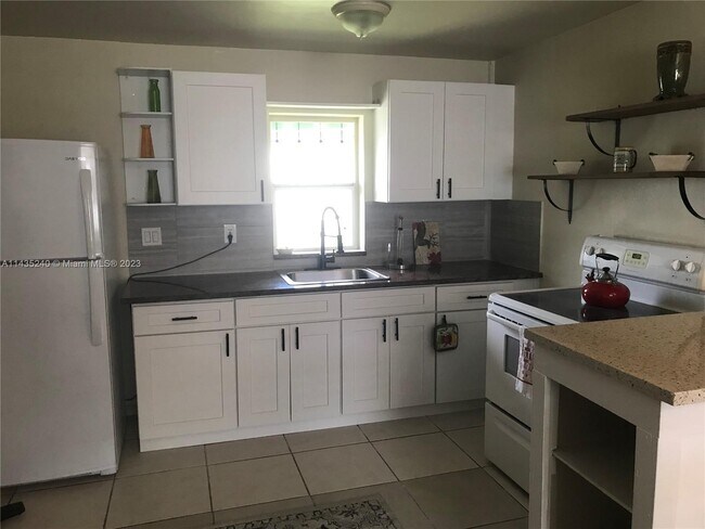 Foto del edificio - 1706 Wiley St