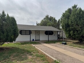 Building Photo - 2602 O Neal Ave