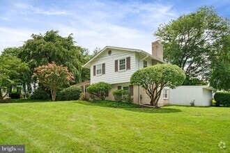 Building Photo - 8341 Carnegie Dr