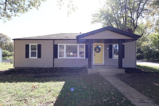 Photo - 121 Belt Ave House