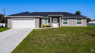 Building Photo - 1039 Birchcrest Blvd