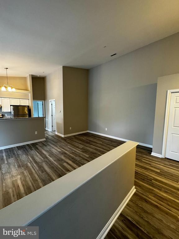 Foto del edificio - 2400 Dominion Dr