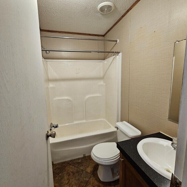 Foto del edificio - 318 St Charles Bypass