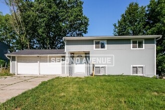 Building Photo - 4912 Eastern Ave