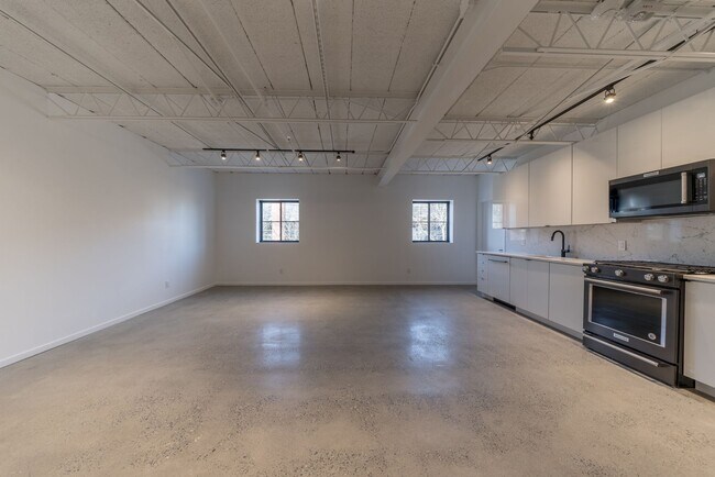 Building Photo - Forde/Bafuma, LLC