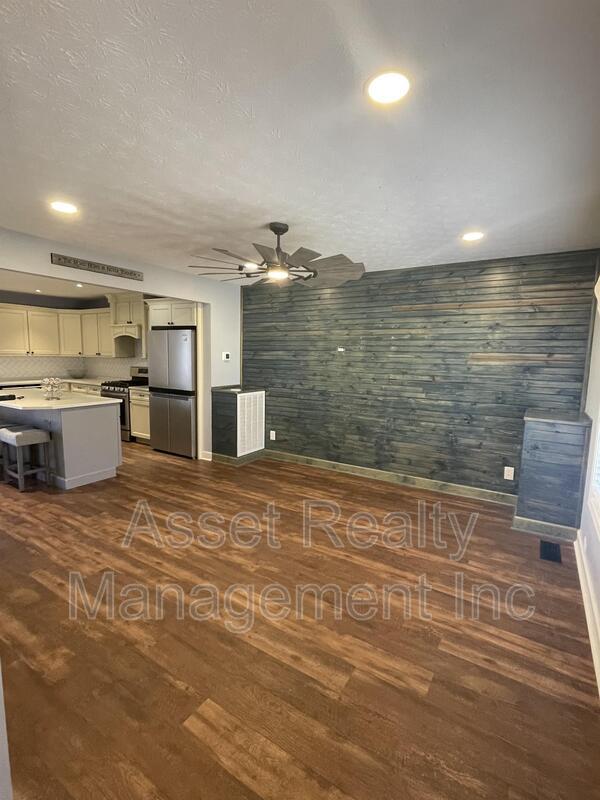 Building Photo - 5956 Wilkesboro Ln