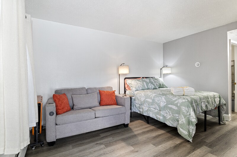 Foto principal - 933 Ocean Blvd