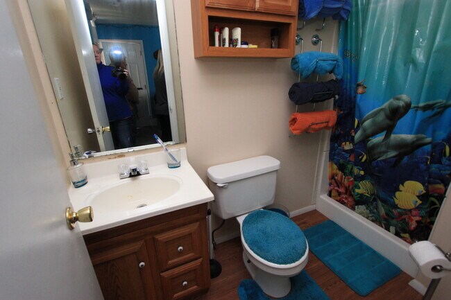 Building Photo - 100 Ashley St