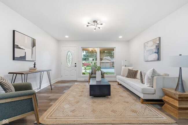 Foto del edificio - 234 Meadow Ln