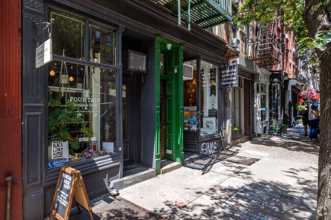Sidewalk - 105 Thompson St