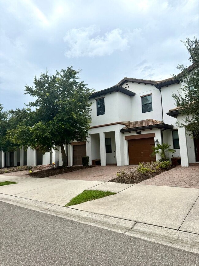 Foto del edificio - 1344 Royal St. George Blvd