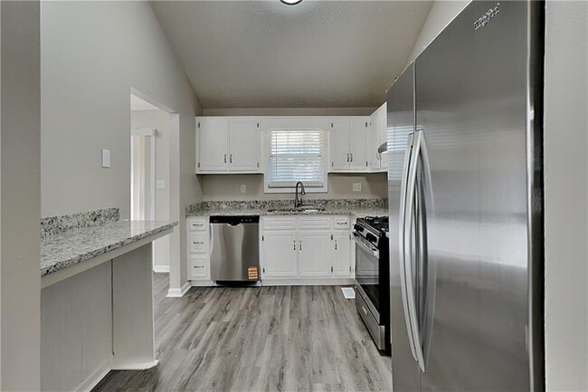 Building Photo - 2567 Country Farm Trce