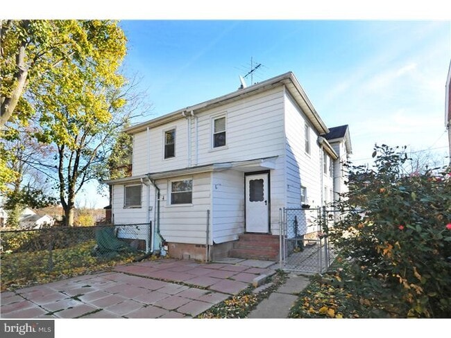 Building Photo - 7728 Union Ave