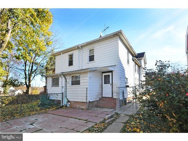 Foto del edificio - 7728 Union Ave