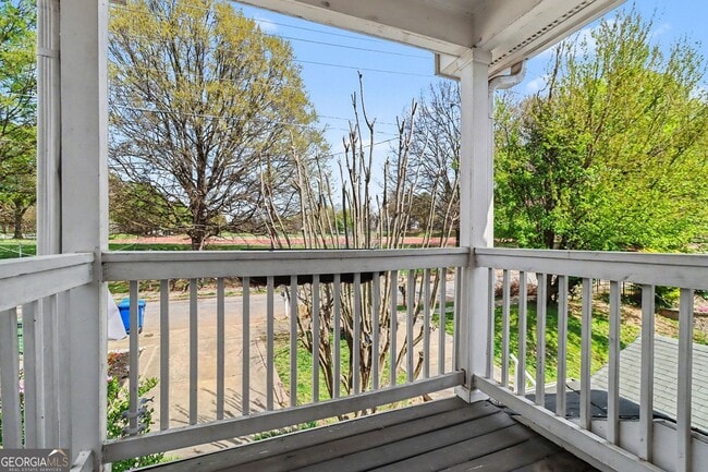 Building Photo - 179 Little St SE