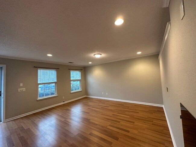 Foto del edificio - Beautiful townhome in Port Wentworth