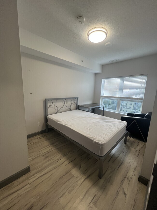 Photo du bâtiment - 258A-258A Sunview St