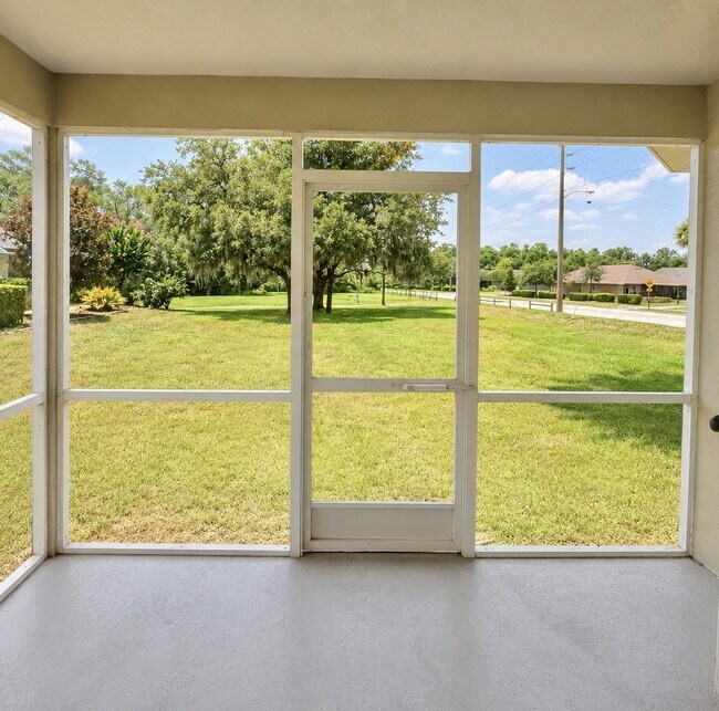 Foto del edificio - 13315 Golf Ridge Pl