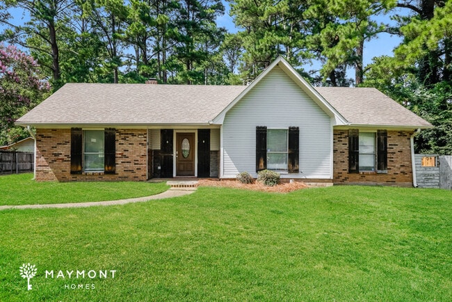 Building Photo - 128 Dogwood Cir
