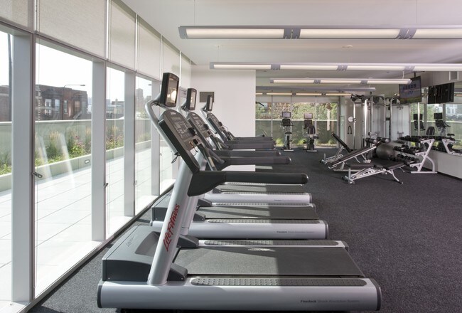 Foto del edificio - 3740 N Halsted St