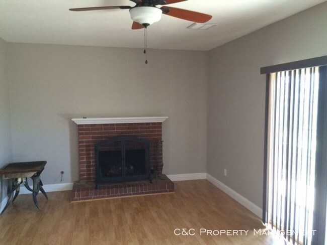 Foto del edificio - 3269 Michael Dr