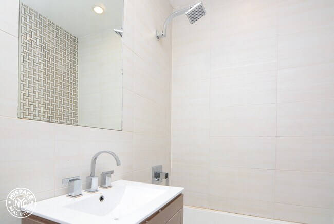 Foto del edificio - 871 Bergen St