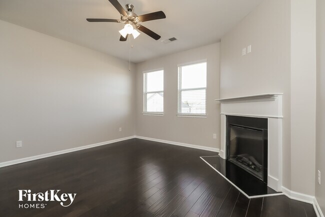 Foto del edificio - 526 Carleton Pl