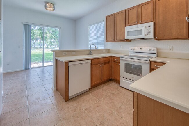 Foto del edificio - 139 2 Pine Dr