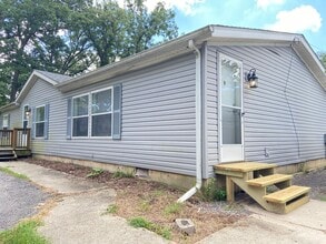 Building Photo - 1312 Redwing Rd