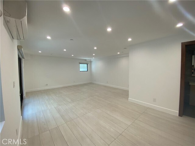 Building Photo - 2516 Alma Ave