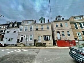 Building Photo - 136 Pius St