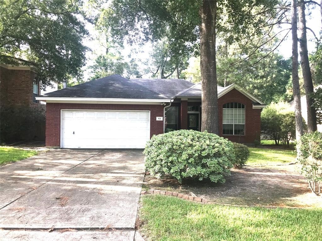 Primary Photo - 164 S Holly Laurel Cir