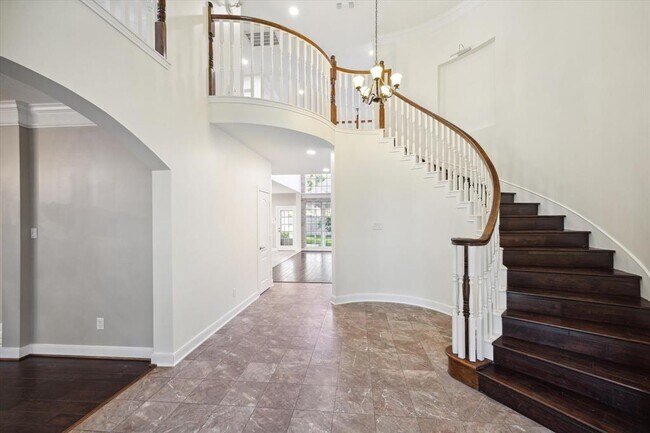 Building Photo - 30 Watermill Pl