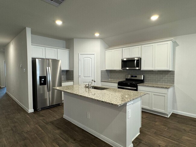 Building Photo - BRAND NEW 4 BR / 2.5 BA - 1831 SF One-Stor...
