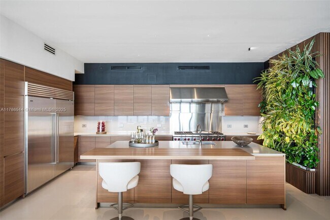 Foto del edificio - 3581 E Glencoe St