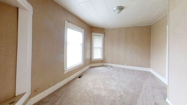 Foto del edificio - Single Family home located in the York Neighborhood